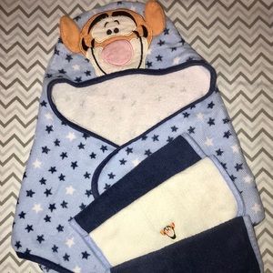 Tigger towel set with wash clothes